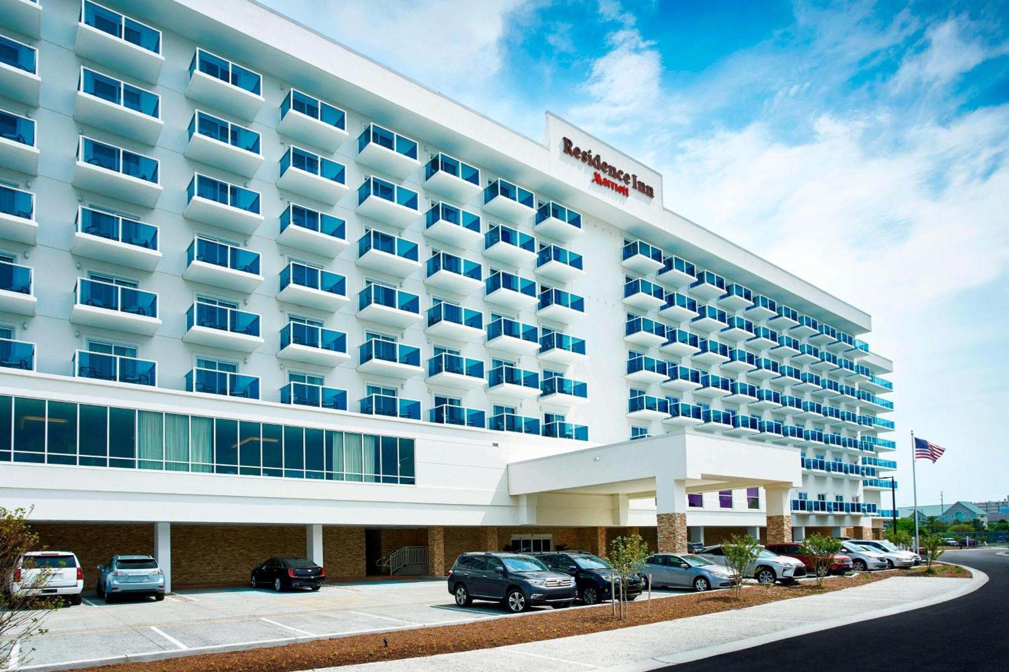 By Marriott Ocean